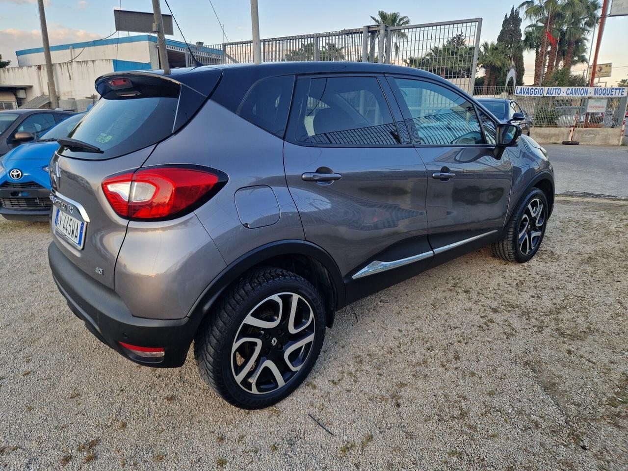Renault Captur 1.5 dCi 90 CV - 2017
