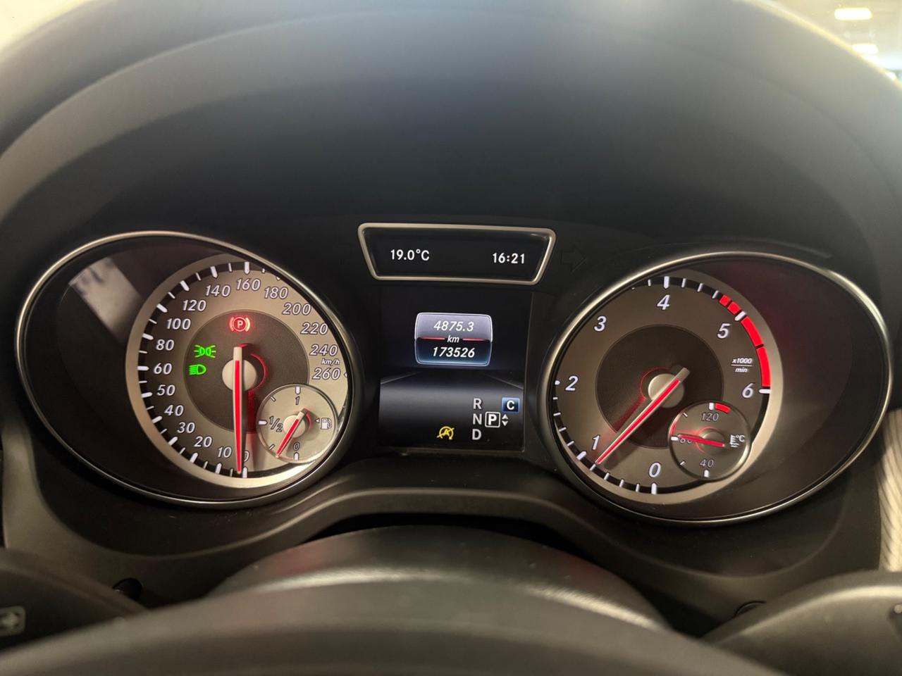 Mercedes-benz GLA 180 d Sport Automatic 109CV