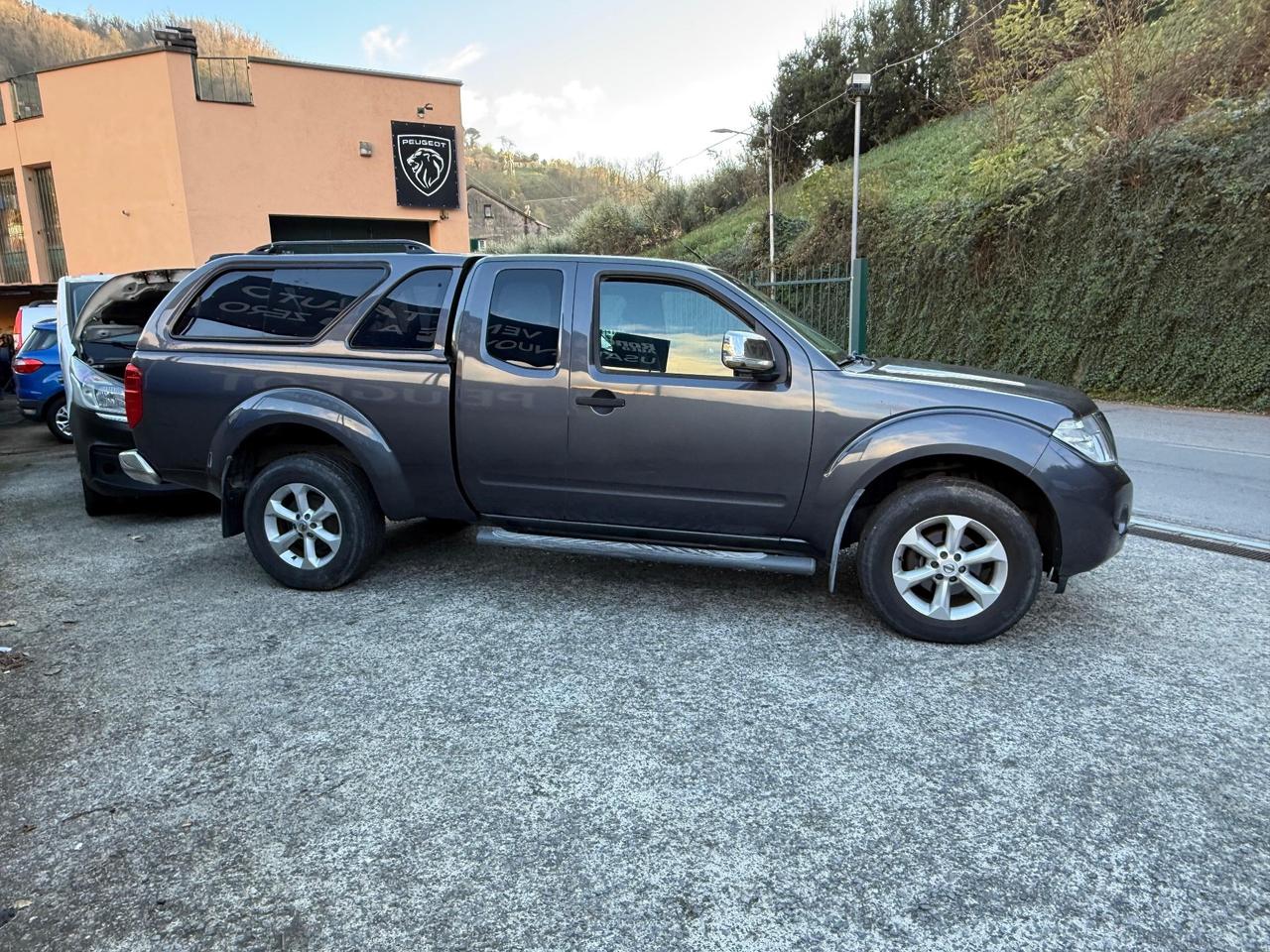 Nissan Navara 2.5 dCi 190CV 4 porte Double Cab LE Platinum
