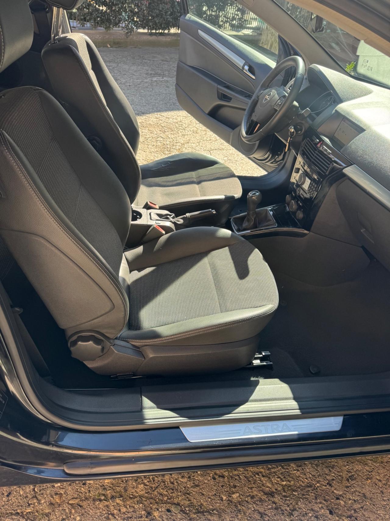 Opel Astra GTC 1.7 CDTI 101CV 3 porte Enjoy