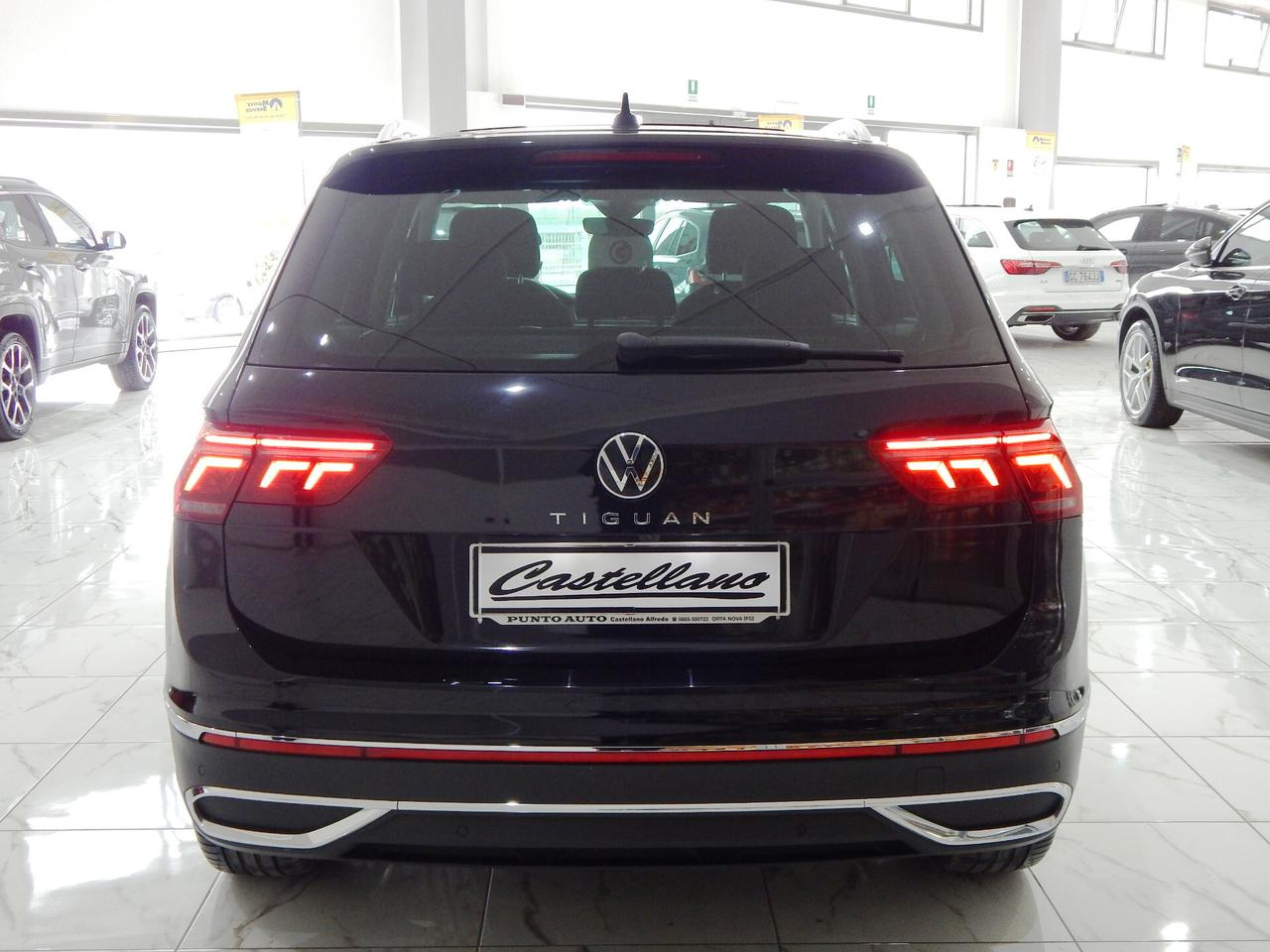Volkswagen Tiguan 2.0 TDI Elegance 150cv DSG TETTO-NAVI-LED-PARK