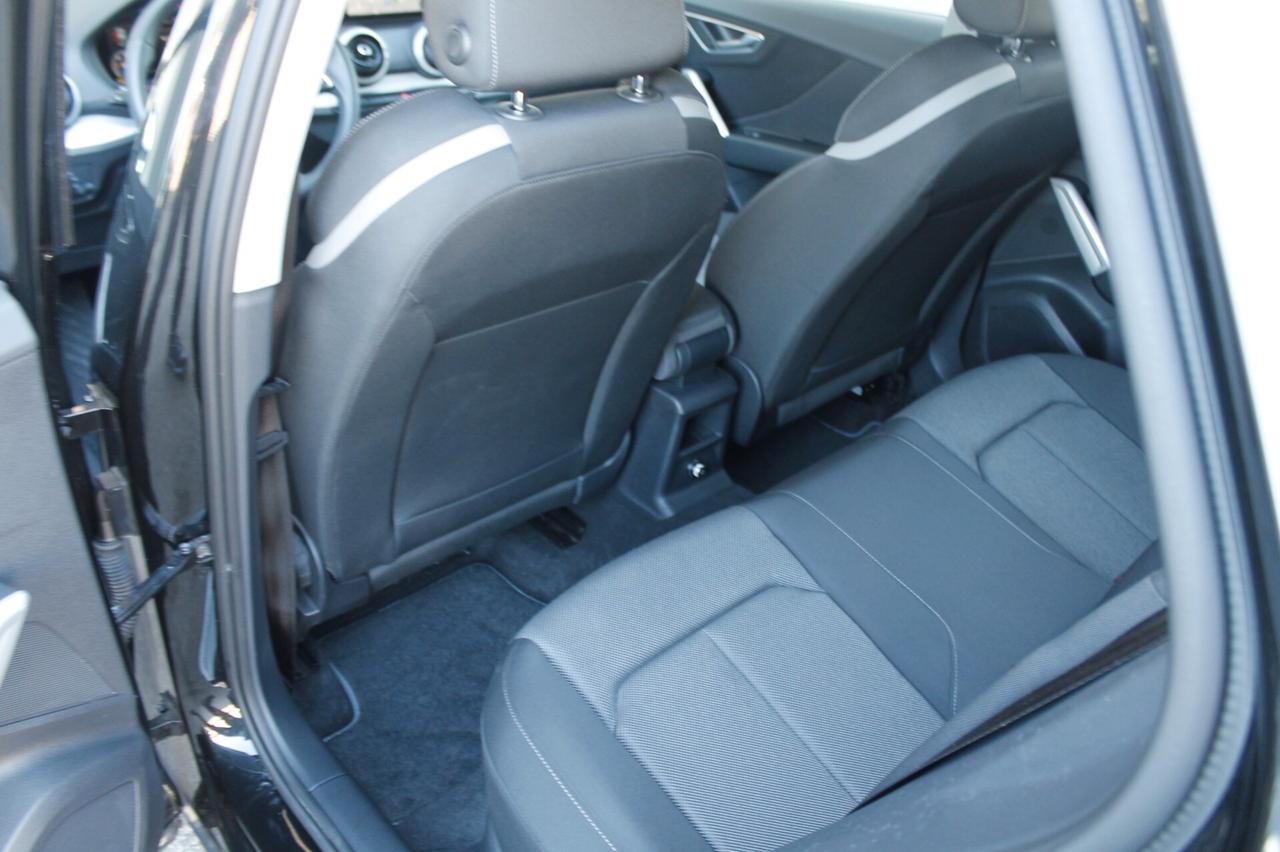 Audi Q2 35 TDI S tronic line Edition
