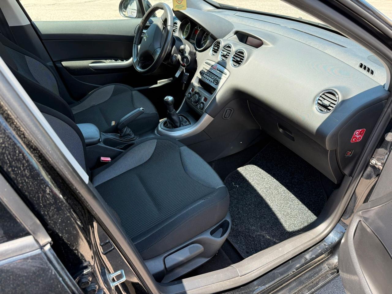Peugeot 308 1.6 VTi 120CV 5p. Tecno