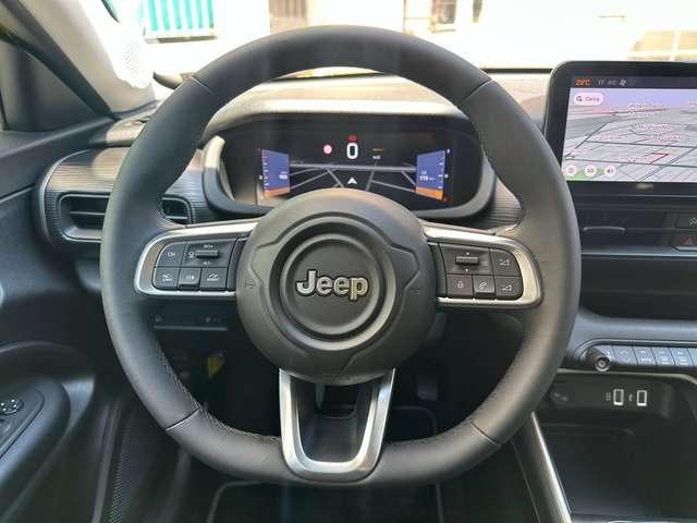 Jeep Avenger 1.2 100cv Altitude + Telecamera + Navi + JBL + Key Less