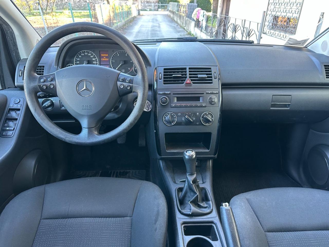 Mercedes-benz A 160 CDI BlueEFFICIENCY Elegance