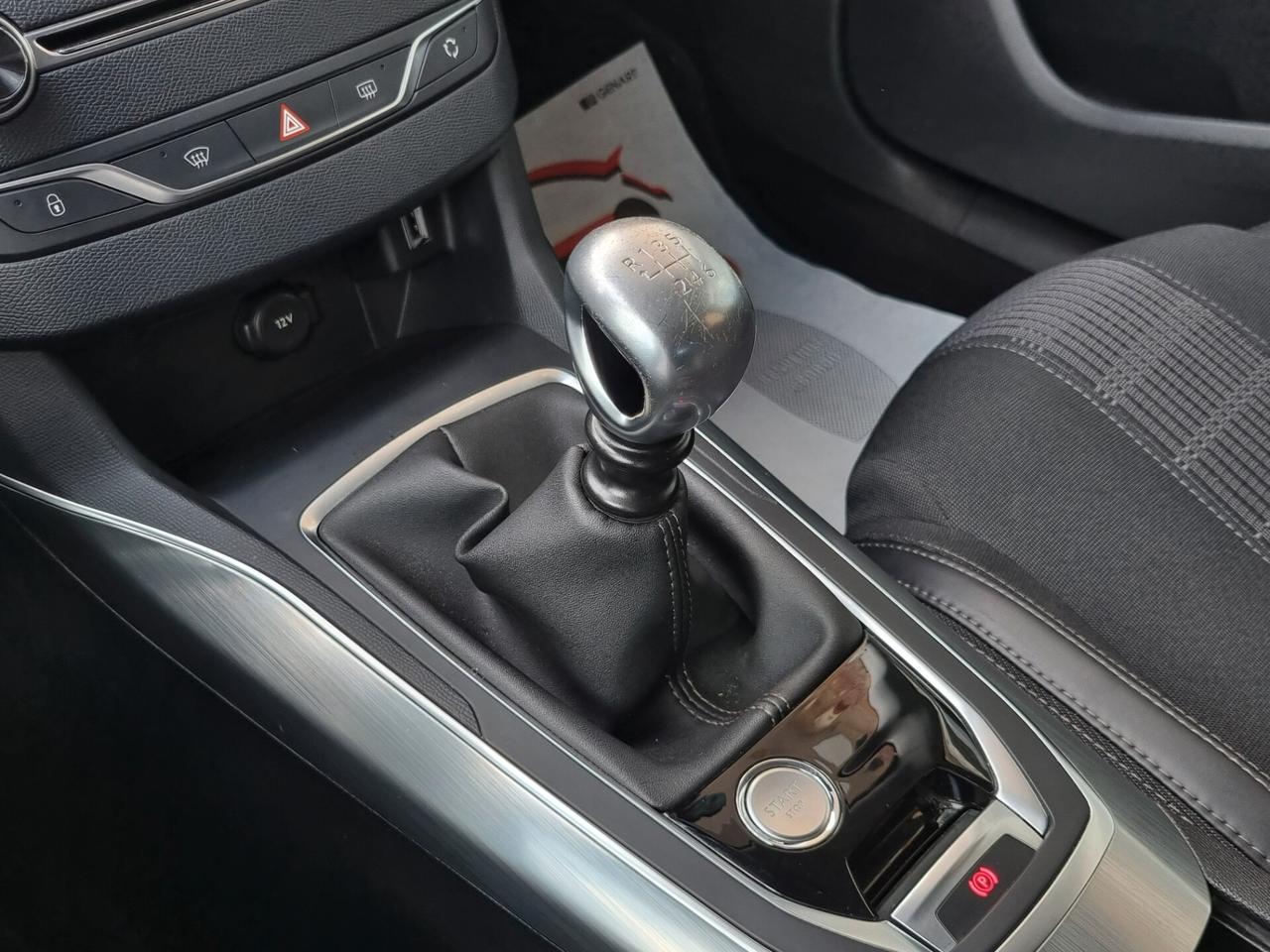 Peugeot 308 BlueHDi 120cv S&S Allure