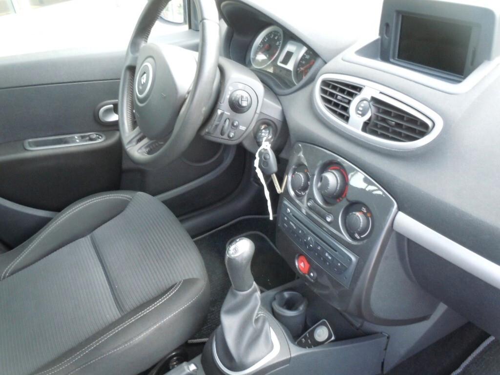 RENAULT CLIO 1.2 16V 75CV DYNAMIQUE 5P