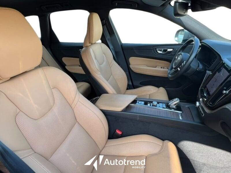Volvo XC60 B5 235+14 CV AWD Mild Hybrid Diesel Automatico Inscription