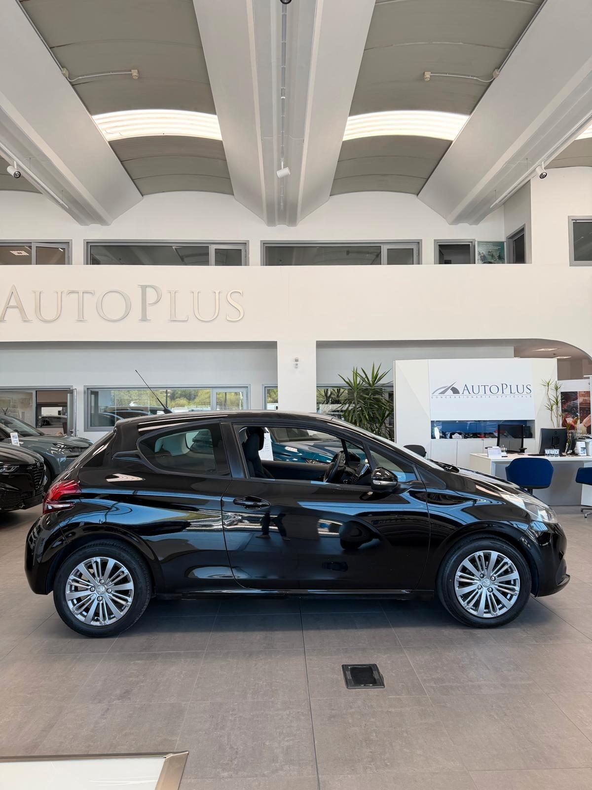 Peugeot 208 BlueHDi 75 3 porte Allure