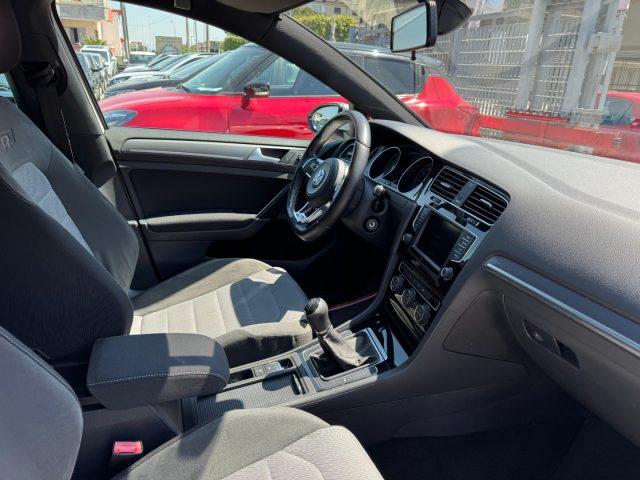 VOLKSWAGEN Golf 1.4 TSI 125 CV 5p. Highline R-LINE