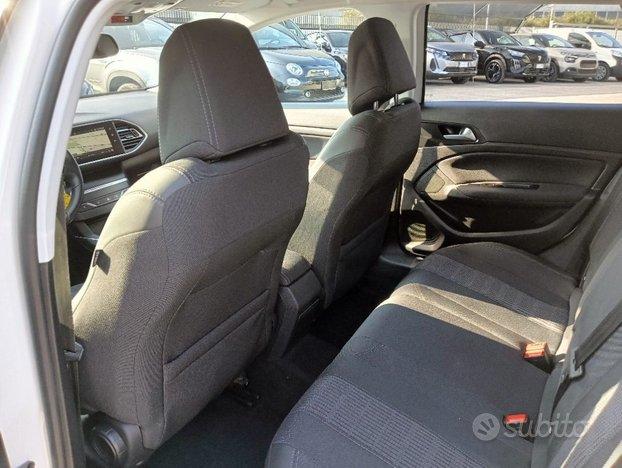 PEUGEOT 308 BlueHDi 130 S&S SW Allure