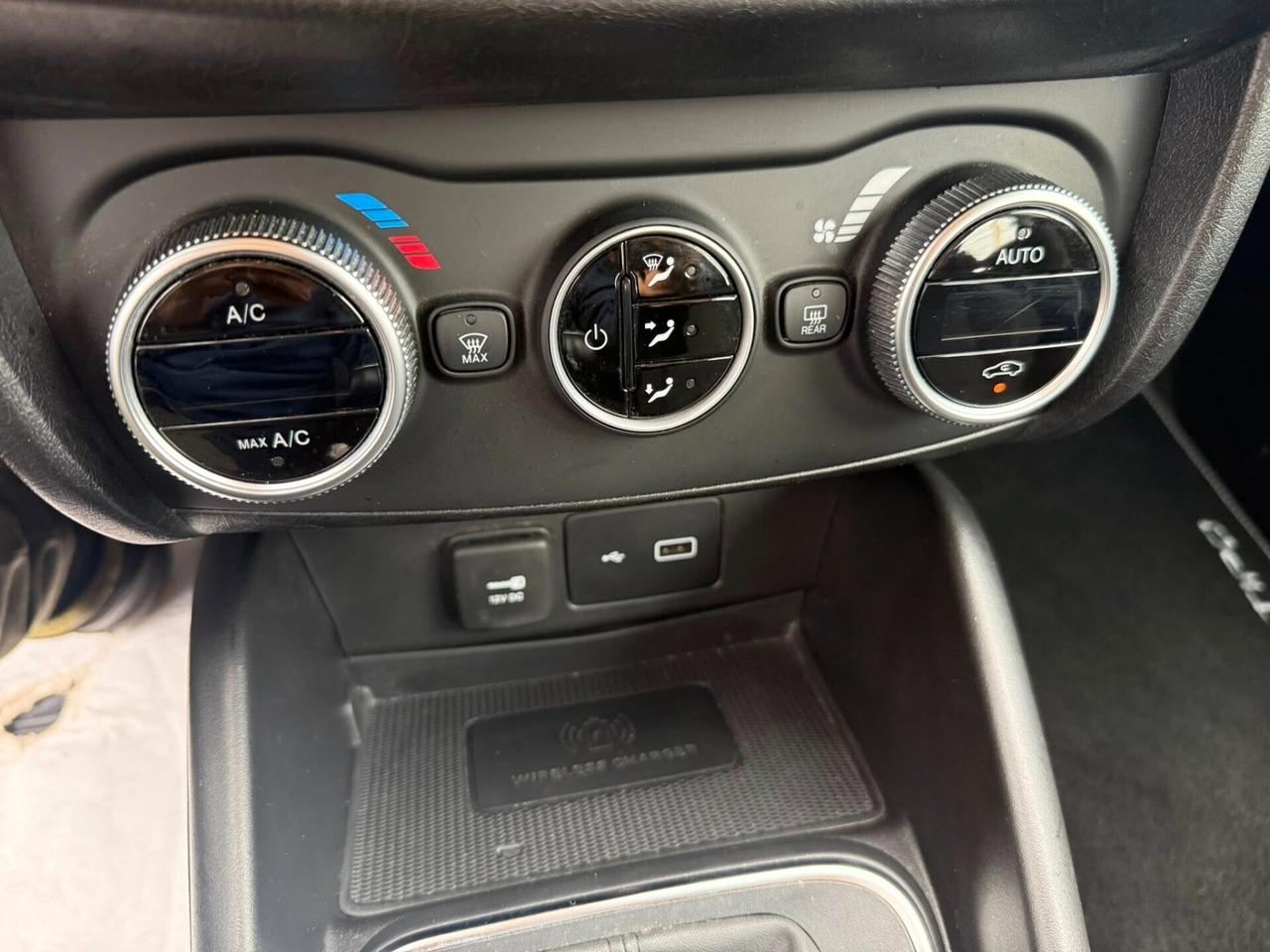 Fiat Tipo 1.6 Mjt S&S SW full led cockpit