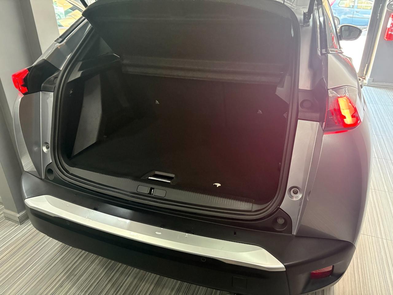 Peugeot 2008 1.5 Bluehdi 130cv EAT8 Automatica GT Line ITALIANA