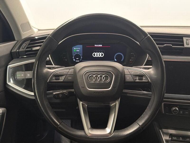 Audi Q3 Audi Sportback S line edition 45 TFSI e 180(245) kW(CV) S tronic