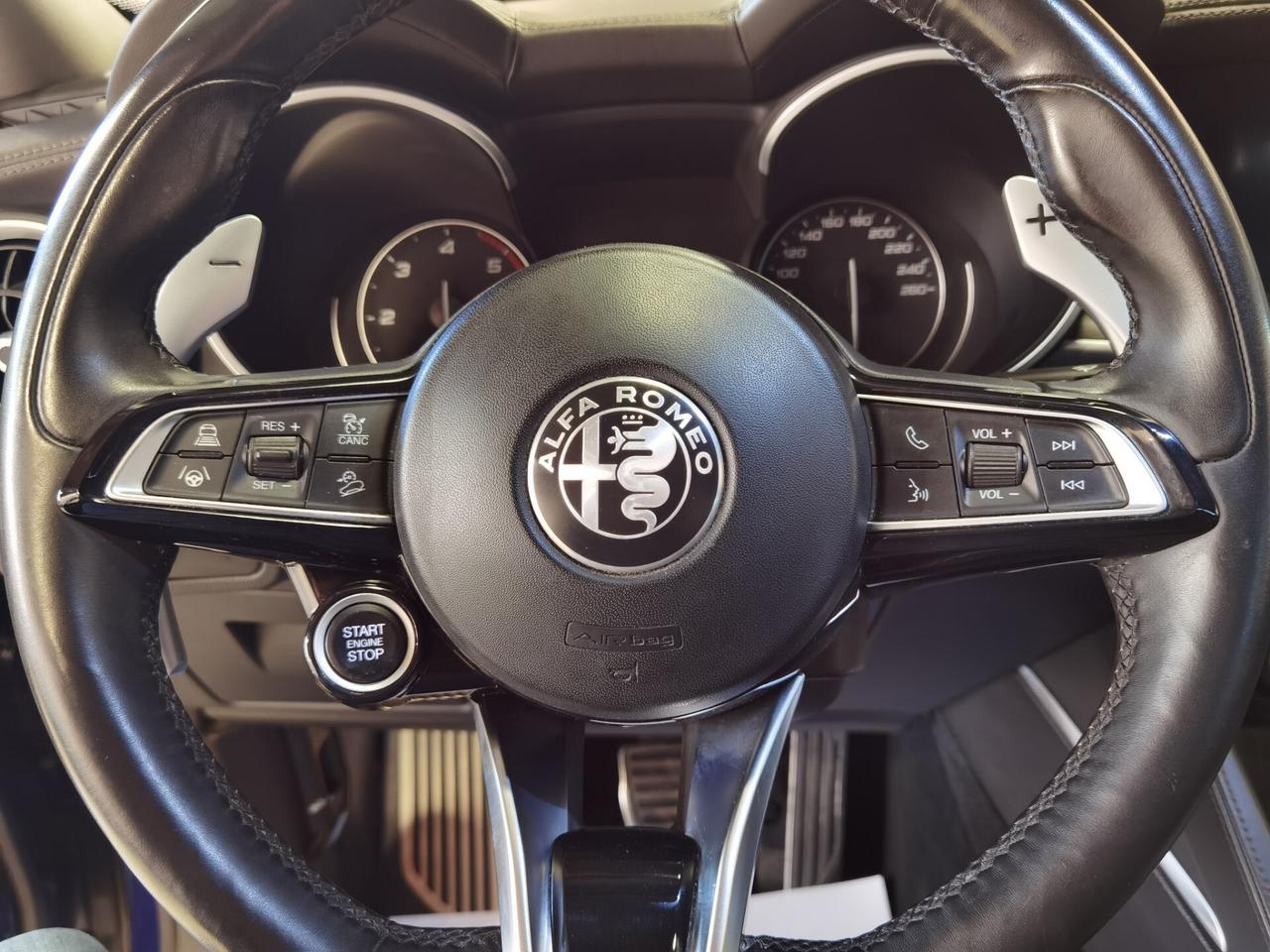 Alfa Romeo Stelvio 2.2 TD190 CV AT8 Q4 TI