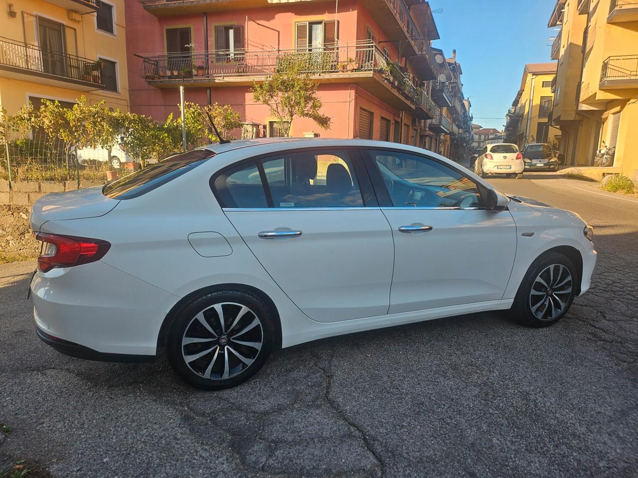 Fiat Tipo 1.6 Mjt 120cv SW Lounge 2016