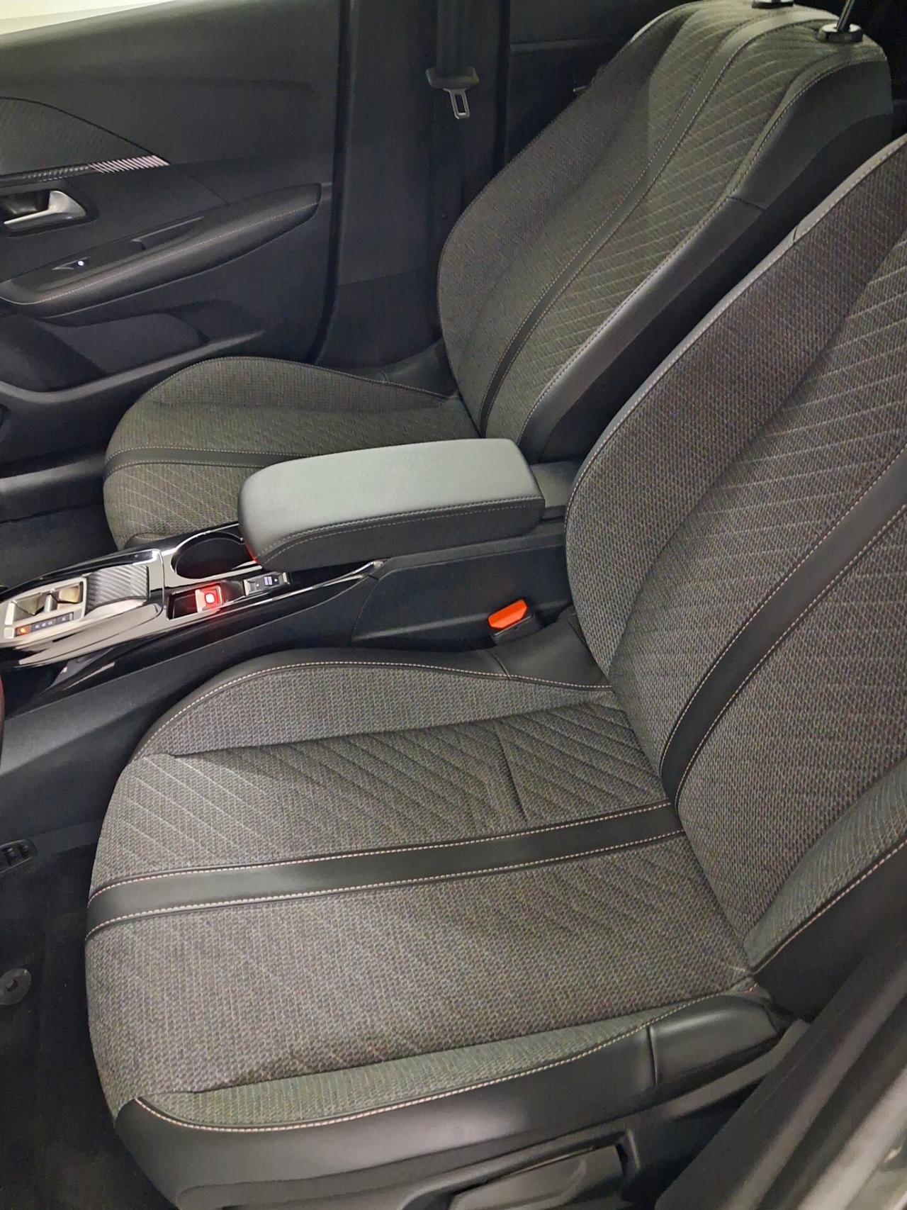 Peugeot 208 Hybrid 110 e-DCS6 5 porte Allure