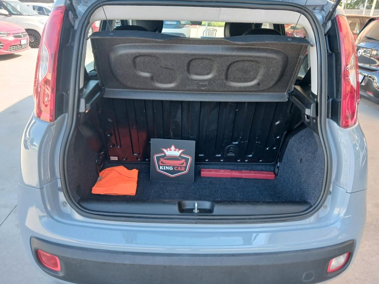 Fiat Panda 1.2 Lounge km 105000 pari al nuovo tenuta maniacalmente GARANZIA