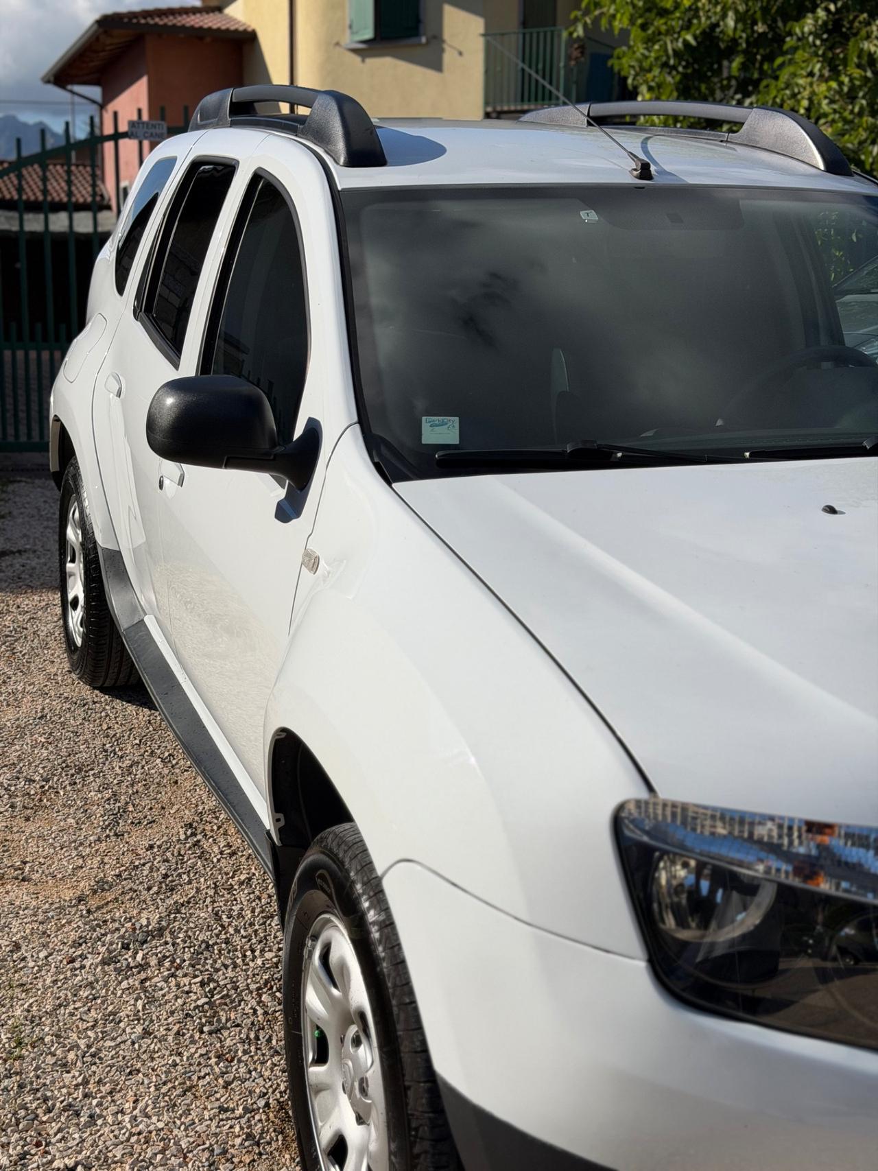 Dacia DUSTER 1.6 4x4 LAURÈATE KMCERT GARANZ