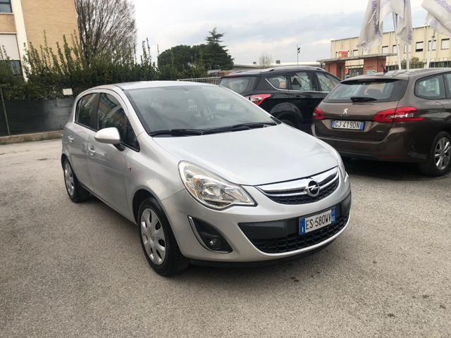 OPEL Corsa 1.2 5 porte COSMO