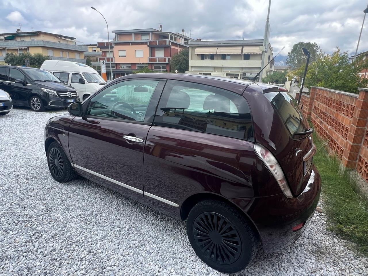 Lancia Ypsilon 1.2 69 CV New Oro