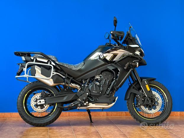CF Moto MT 800 Explore tua a soli 98 euro al mese