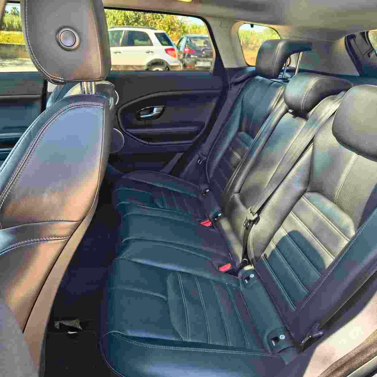 Range Rover Evoque 2.0 TD4 180 CV 5p. Autobiography