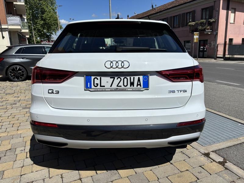 Audi Q3 35 1.5 tfsi mhev Business Advanced s-tronic