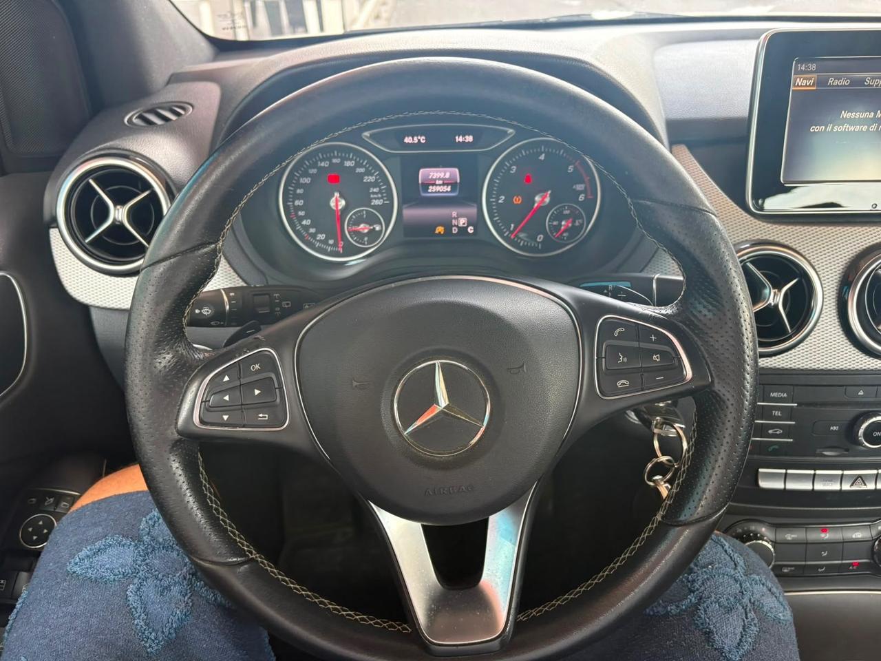 Mercedes-benz B 200 d Automatic Premium 2016