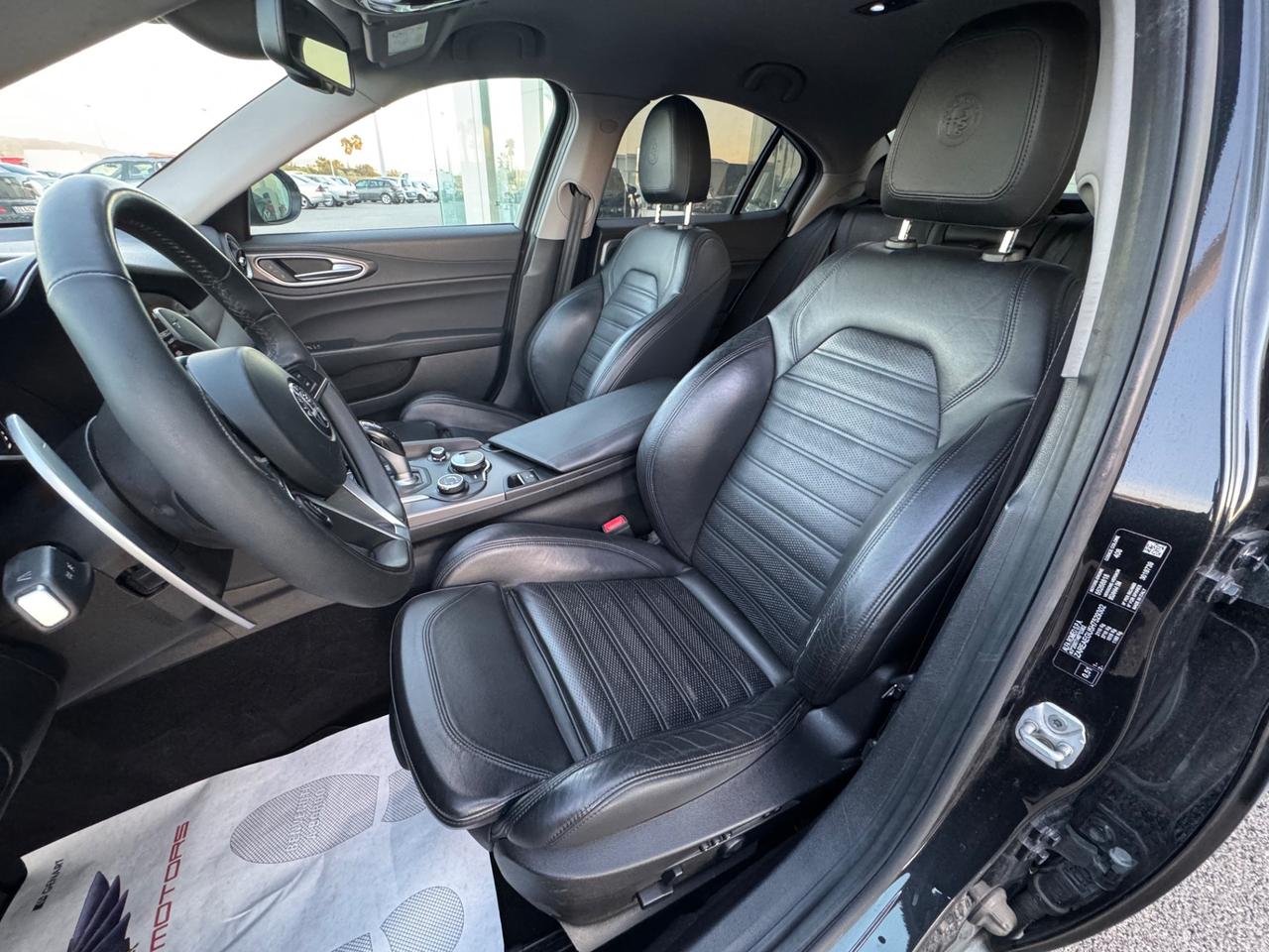 Alfa Romeo Giulia 2.2 Turbodiesel 210 CV AT8 AWD Q4 Veloce