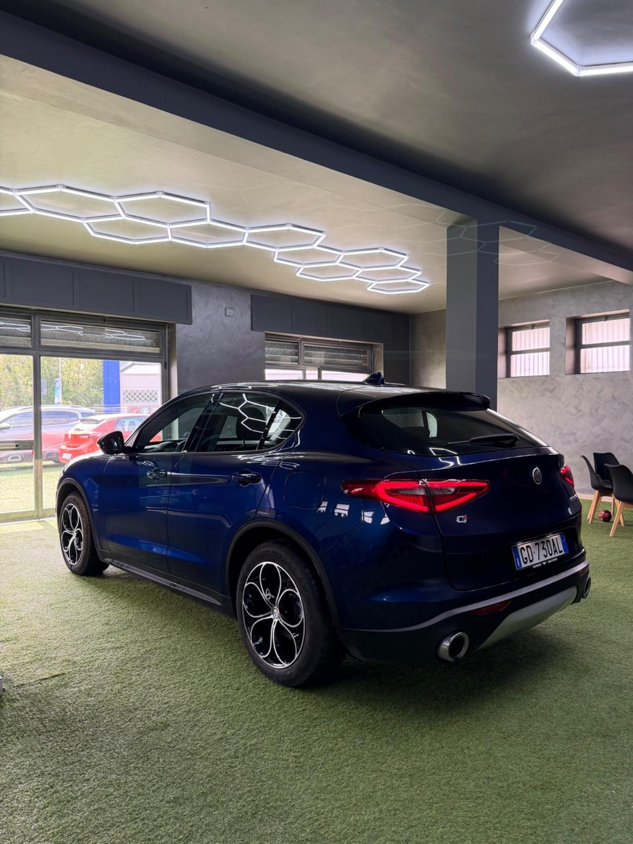 Alfa Romeo Stelvio 2.2 Turbodiesel 190 CV AT8 RWD Executive