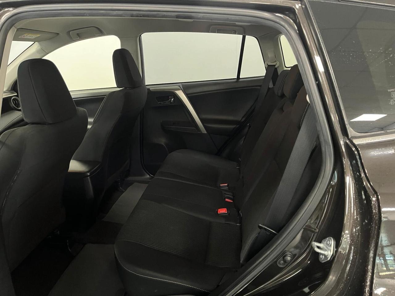 Toyota RAV 4 2.0 d-4d Lounge 4wd-EURO5B-MANUALE-