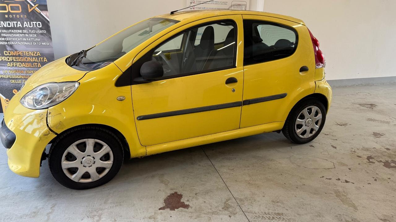 Peugeot 107 1.0 68CV 5p. Plaisir