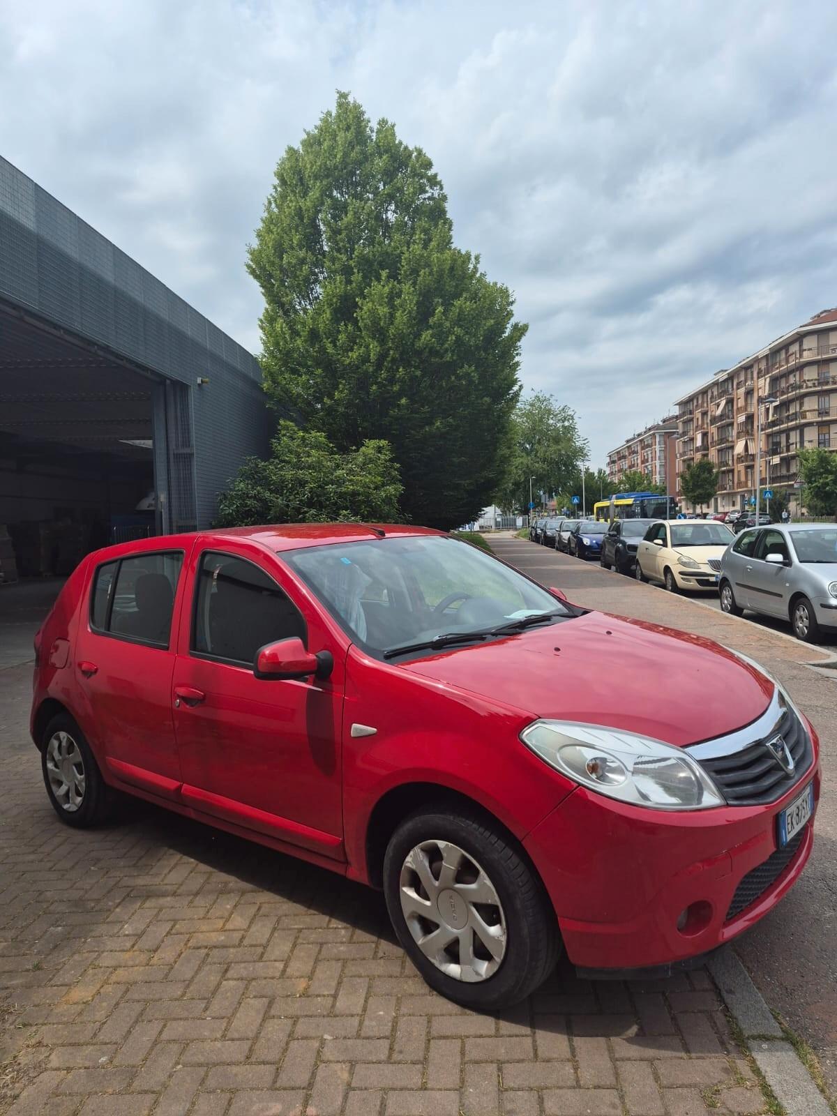 Dacia Sandero 1.2 16V GPL 75CV Story