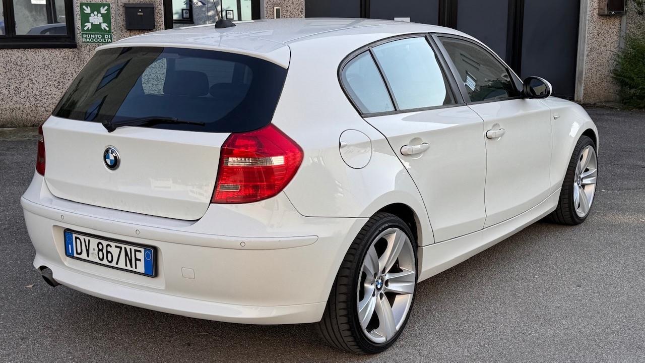 Bmw 116 116i cat 5 porte Attiva