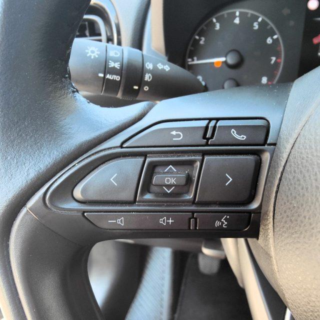 TOYOTA Yaris 1.0 Business