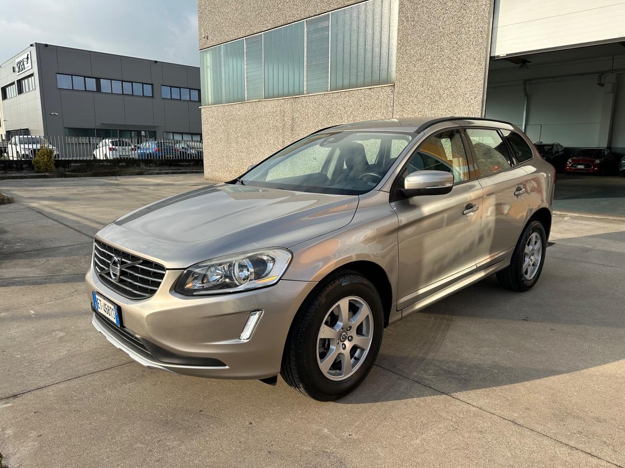 Volvo XC 60 XC60 D3 Geartronic Kinetic