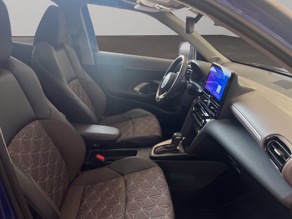 TOYOTA Yaris cross 1.5h lounge fwd 130cv e-cvt del 2024