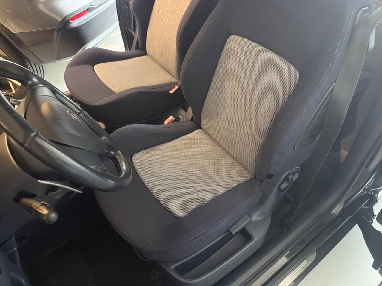 Peugeot 1007 1.6 Sporty 2Tronic