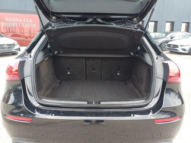 Mercedes-Benz Classe A A 180 d Progressive Advanced