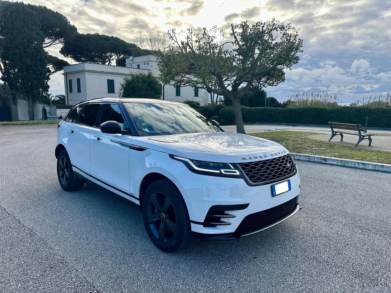 Velar 2.0D I4 240 CV R-Dynamic PREZZO REALE