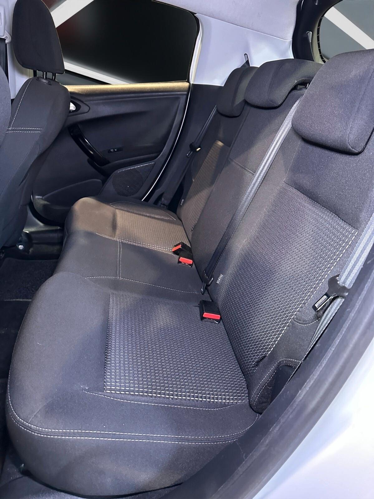 Peugeot 208 BlueHDi 75 5P Allure