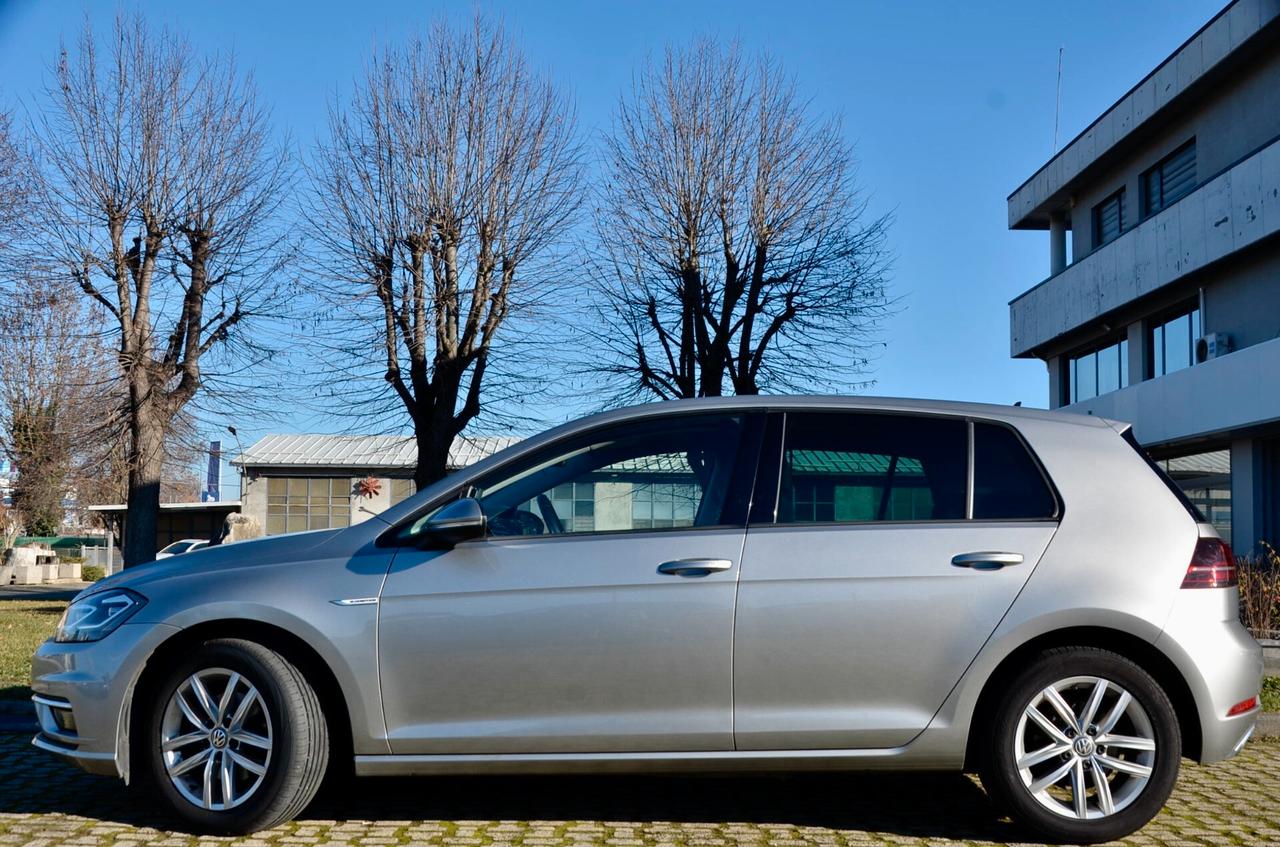VOLKSWAGEN GOLF 1.5 TGI EXECUTIVE 131cv DSG, UFF ITALIANA, SERVICE CON FATTURE, EURO 6D, FARI FULL LED, NAVI, PERMUTE