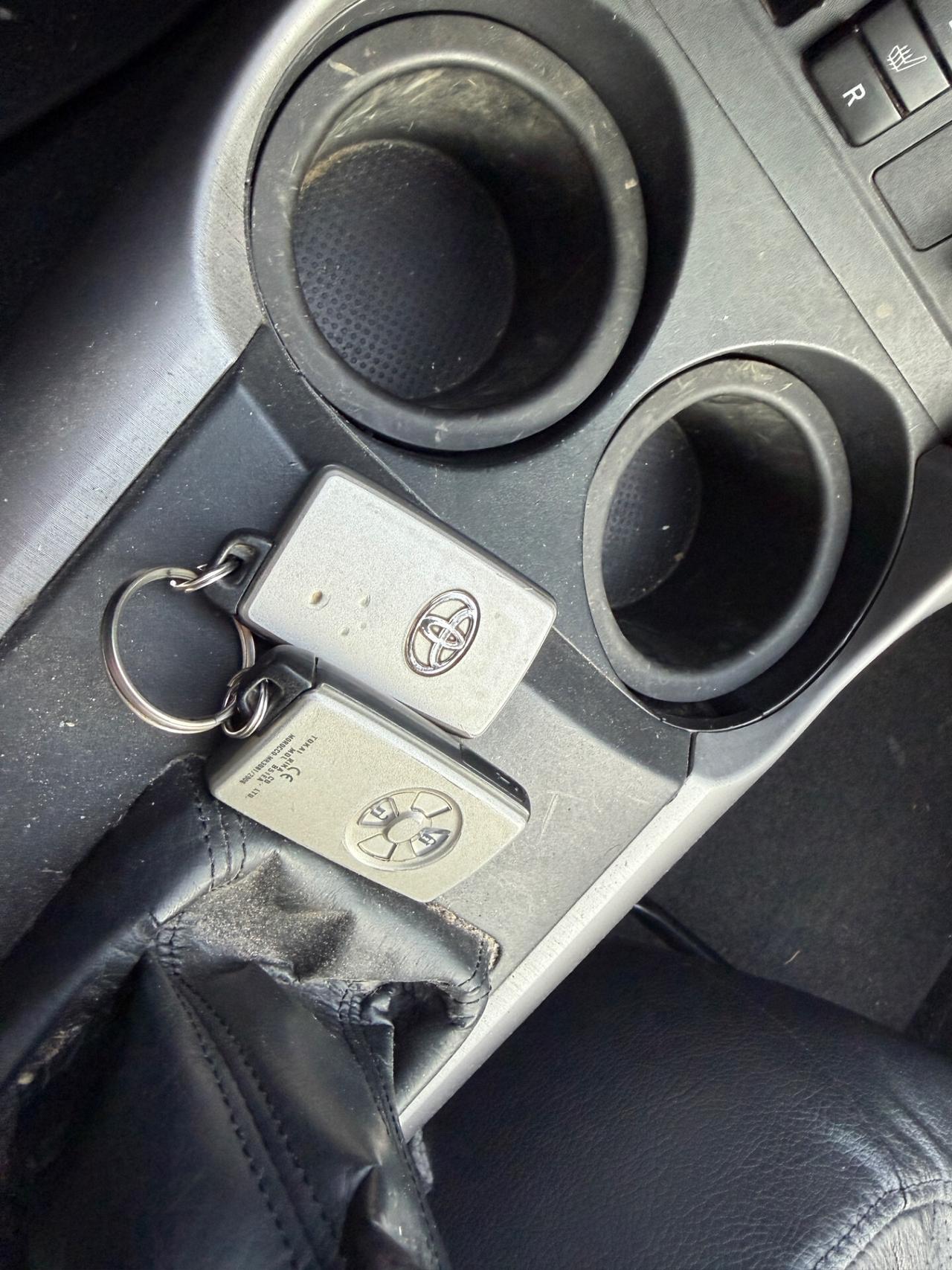 TOYOTA RAV4 2.2 177CV 4X4 PELLE GANCIO TRAINO