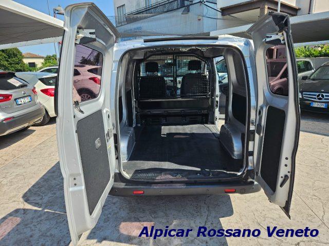 NISSAN NV200 1.6 Combi (N1)
