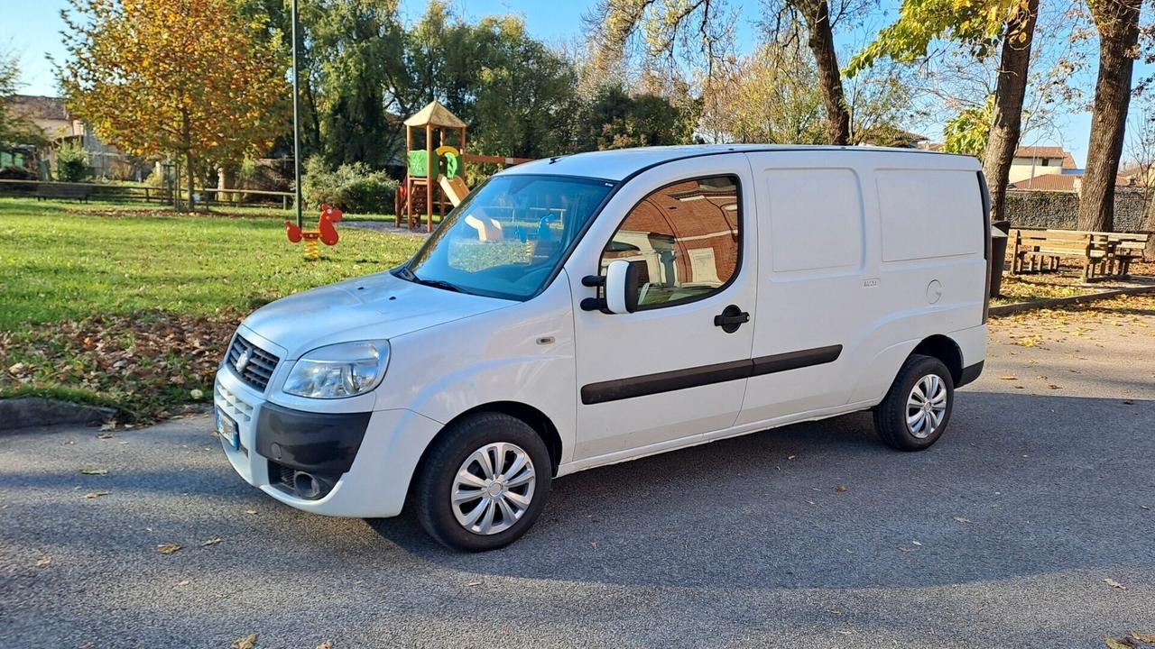 Fiat Doblò LUNGO MAXI -