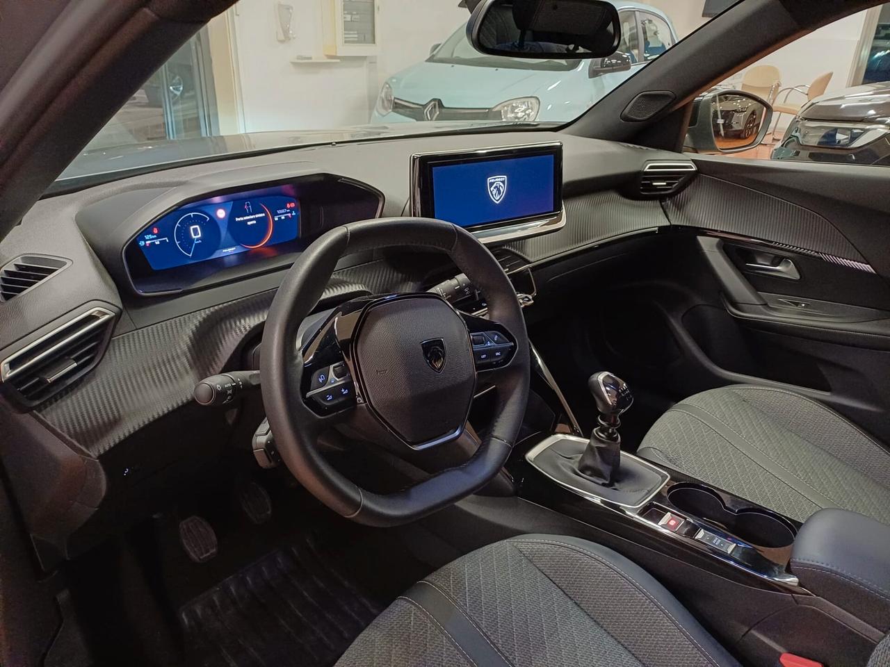 Peugeot 2008 PureTech 100 S&S Allure