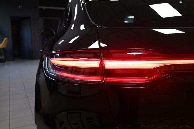 PORSCHE Macan T 2.0PDK 265CV TET.20"PASM CHRONO CAM RADAR GANCIO