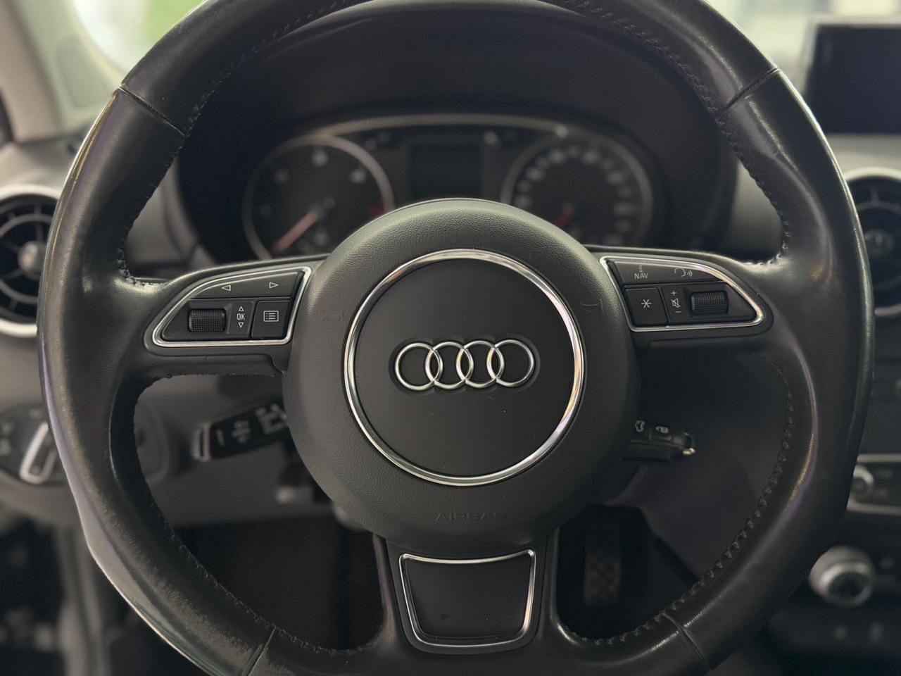 Audi A1 SPB 1.6 TDI 116 CV Admired