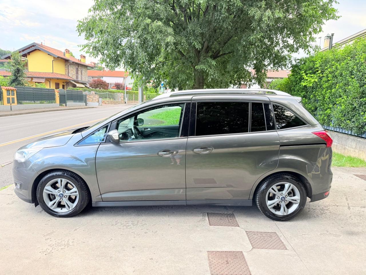 Ford C-Max C-Max7 2.0 7 Posti